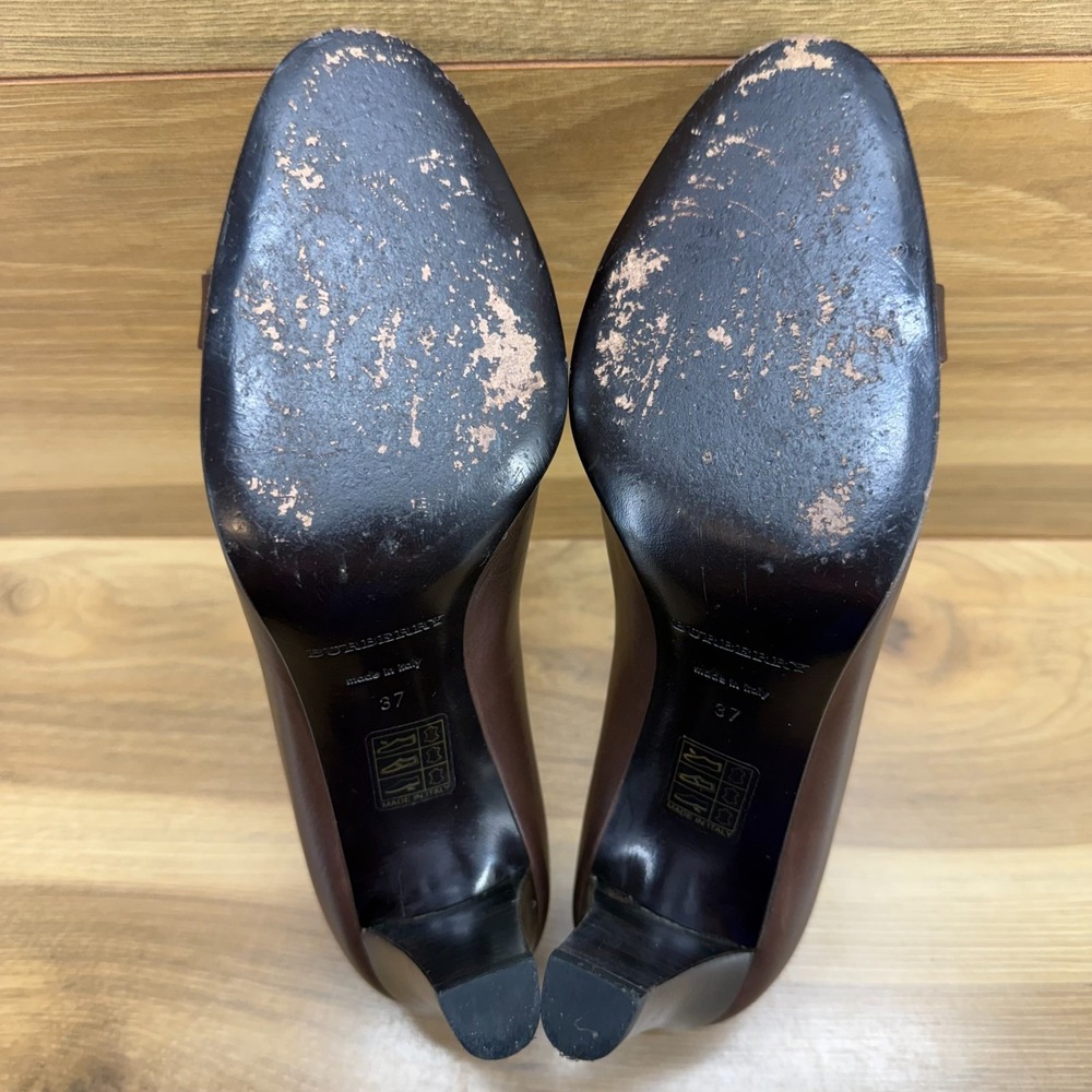 BURBERRY Horsebit Pumps Womens 7 EU 37 Brown Leather Dress Shoes - Picture 9 of 11